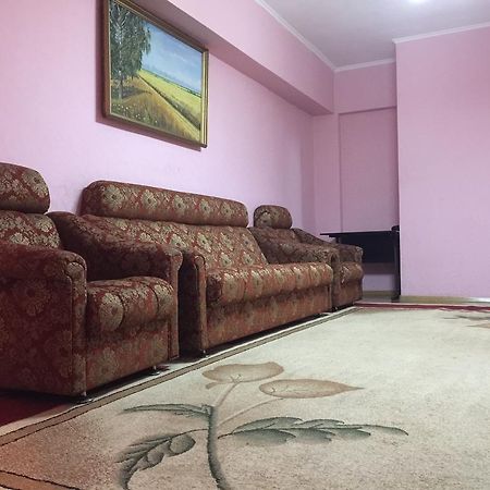 Bishkek Apartment Central Buitenkant foto