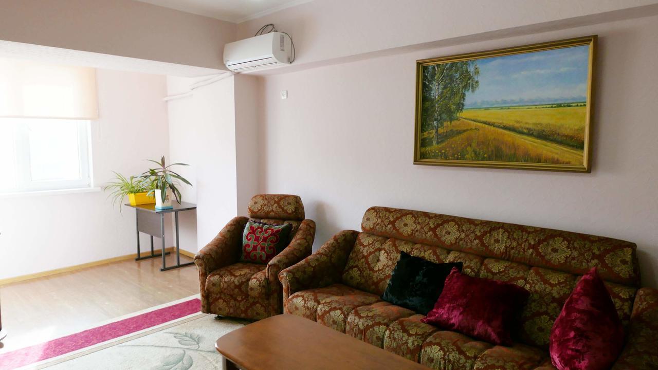 Bishkek Apartment Central Buitenkant foto